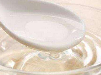 白帶香蕉成人A片视频教您溫開水裏加點它，跟陰道炎症說“拜拜”